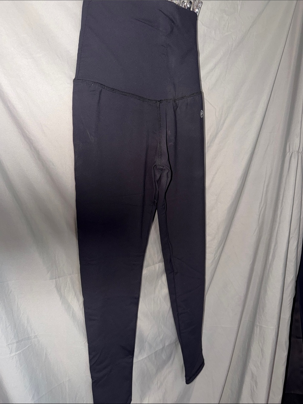 High-Rise Black Women's Leggings with front neoprene compression panel